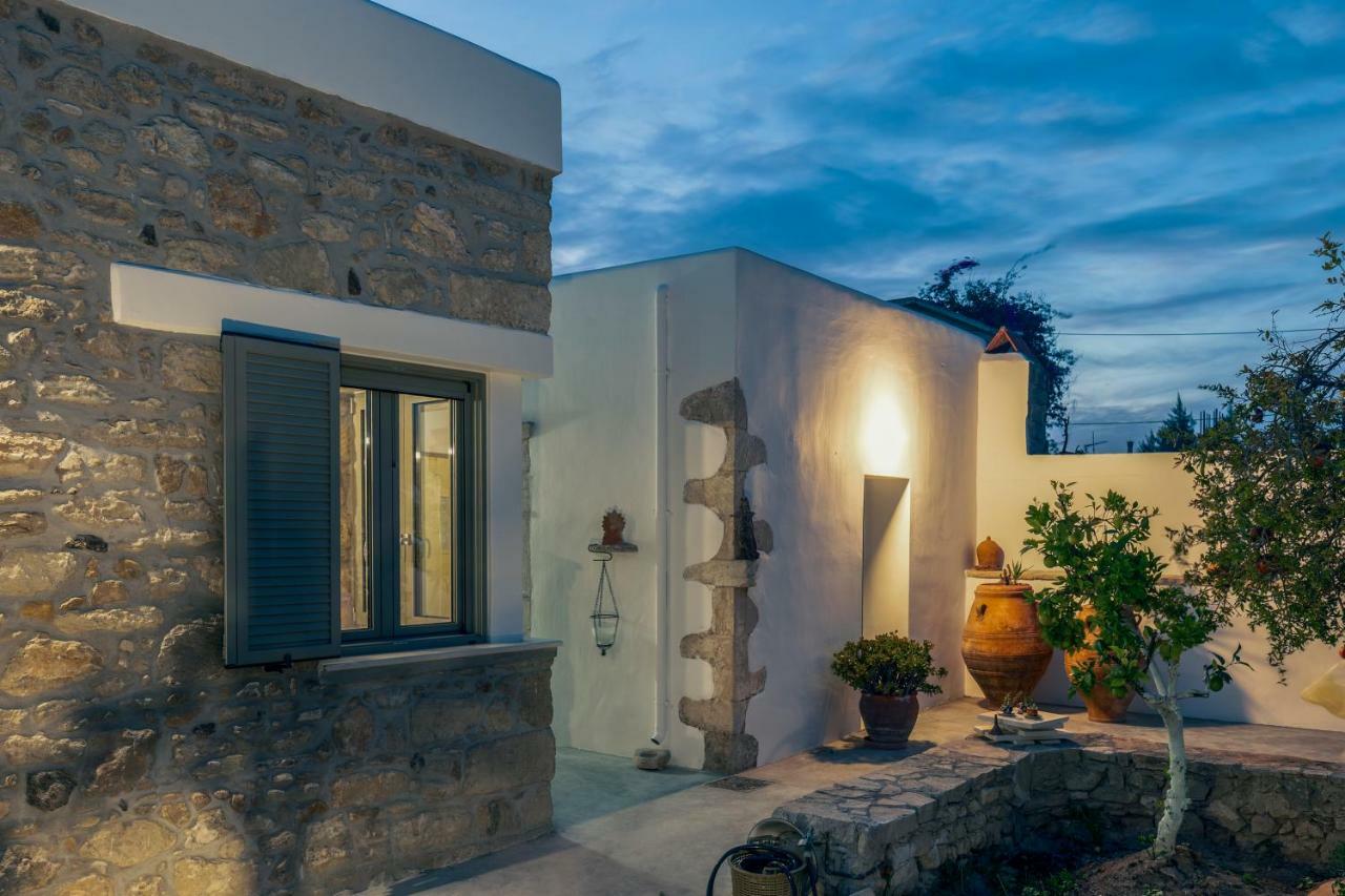 Iliopetra Studio Sivas Exterior photo