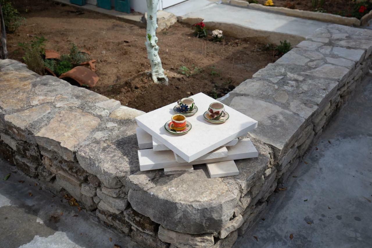 Iliopetra Studio Sivas Exterior photo